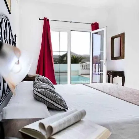 Del Mar Vina Y Cabrera * Пуэрто-Калеро