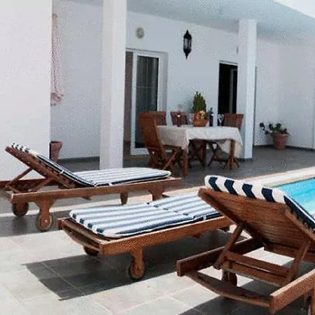 Del Mar Vina Y Cabrera Βίλα