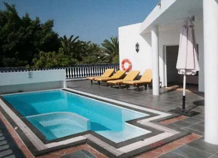 Del Mar Vina Y Cabrera