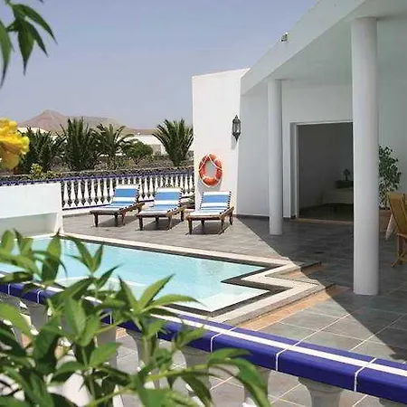 Del Mar Vina Y Cabrera