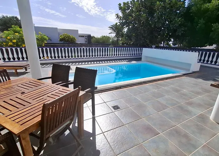 Del Mar. Vina Y Cabrera Villa *