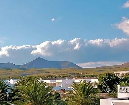 Del Mar. Vina Y Cabrera *