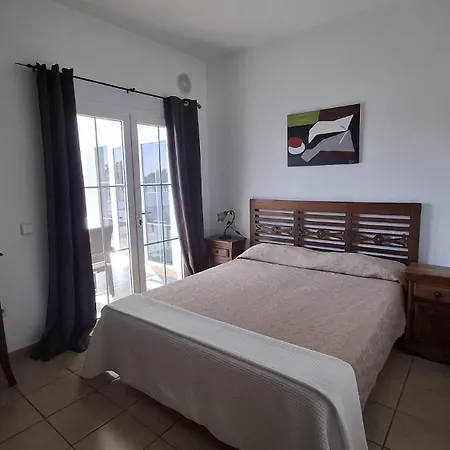 Villa Del Mar. Vina Y Cabrera *