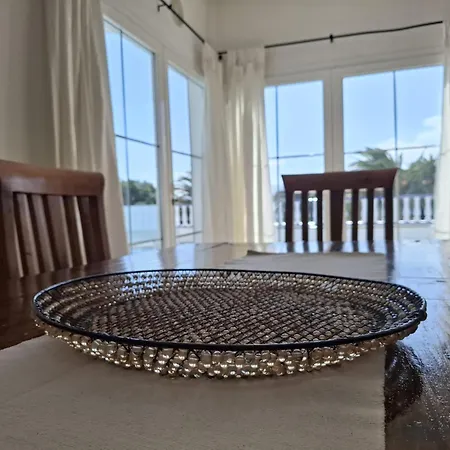 Del Mar. Vina Y Cabrera Villa Puerto Calero