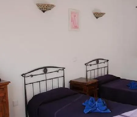 Del Mar Vina Y Cabrera Puerto Calero