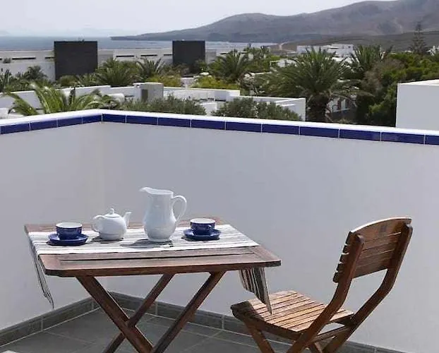 Del Mar. Vina Y Cabrera