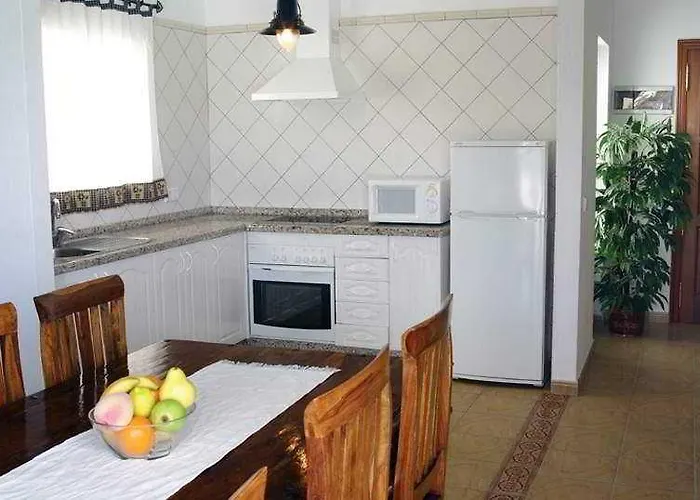 Del Mar. Vina Y Cabrera Пуэрто-Калеро