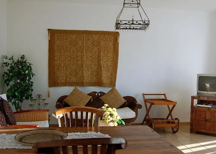 Del Mar. Vina Y Cabrera Пуэрто-Калеро